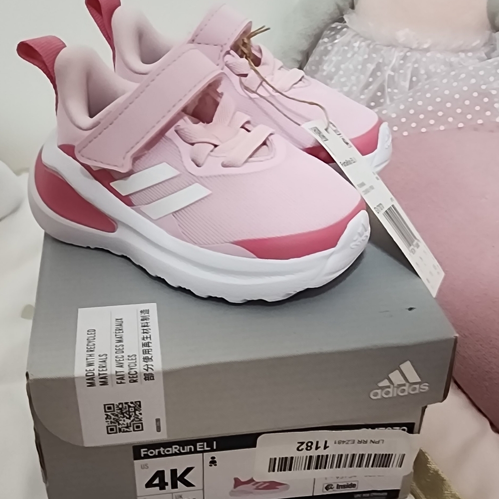 Adidas Toddler Girl Kids Fortarun Running Shoe Size 4 New
